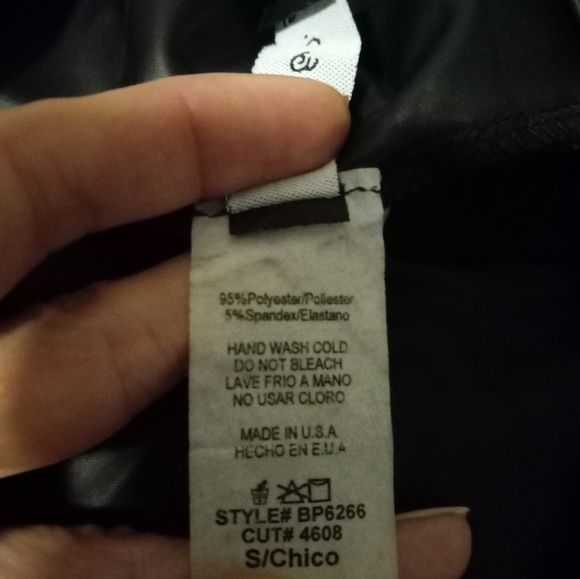 Womens Faux Leather Leggings - Picture 3 of 3